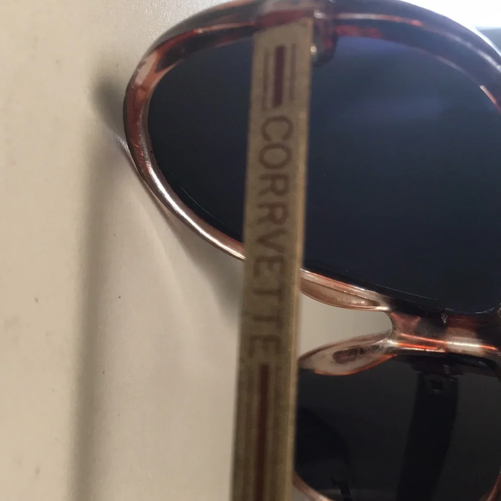Vintage Corvette Tortoiseshell Aviator Sunglasses Dark Lenses Made in Taiwan